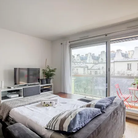 Cozy Oberkampf For 4 Guests